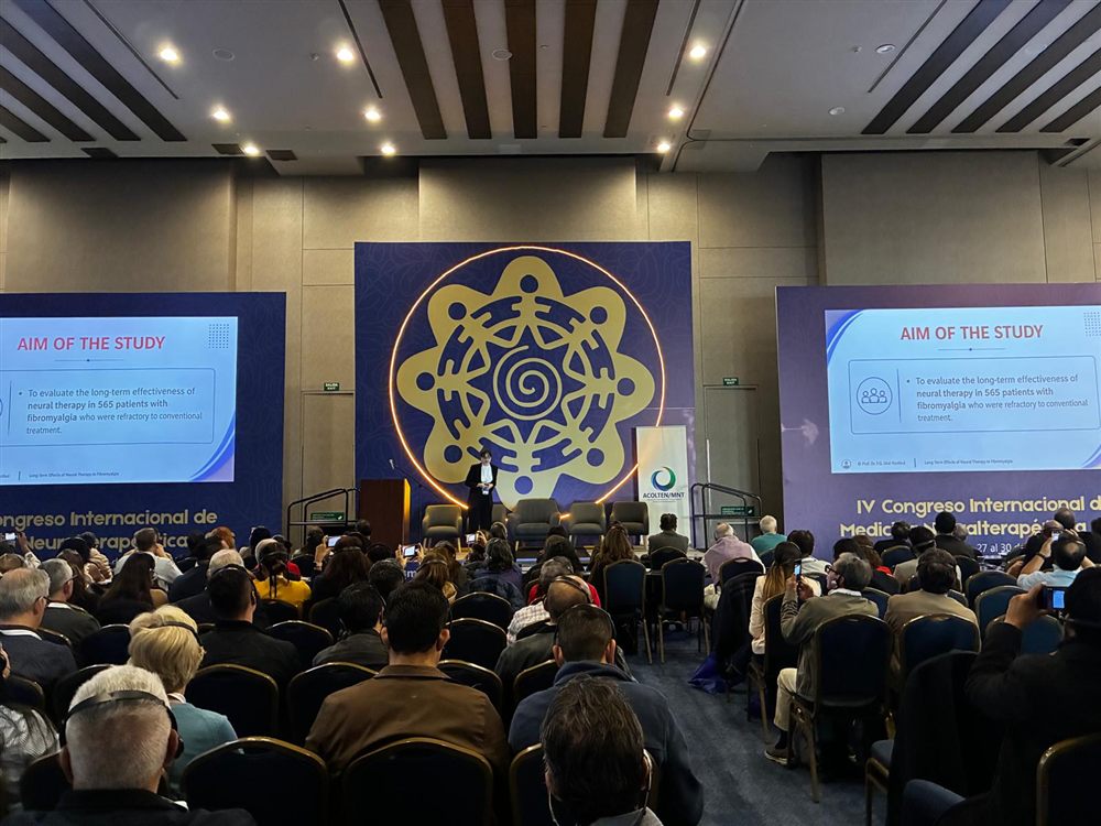 Fibromiyalji üzerine bilimsel bir araştırma sunumu.
